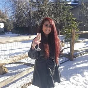 Meet your Posher, Alissa